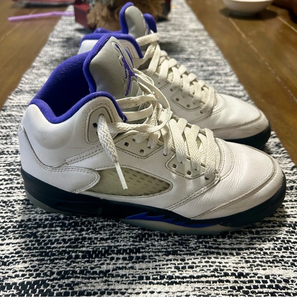 Jordan 5 dark concord purple/white Grade School size 5Y no box - Picture 5 of 8